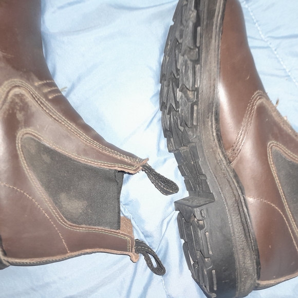 Safety slip on boots - Picture 10 of 11